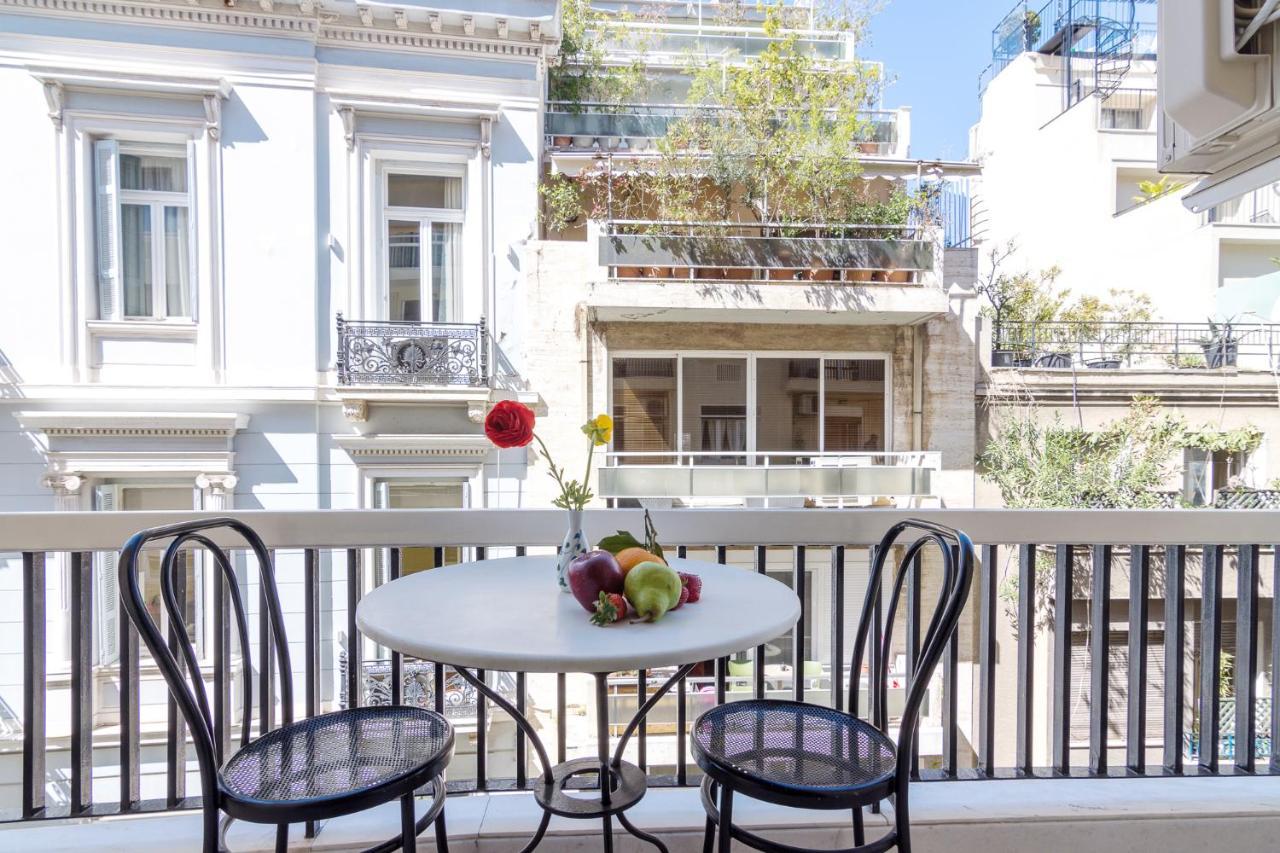 Beautiful Apartment In The Center Of アテネ エクステリア 写真