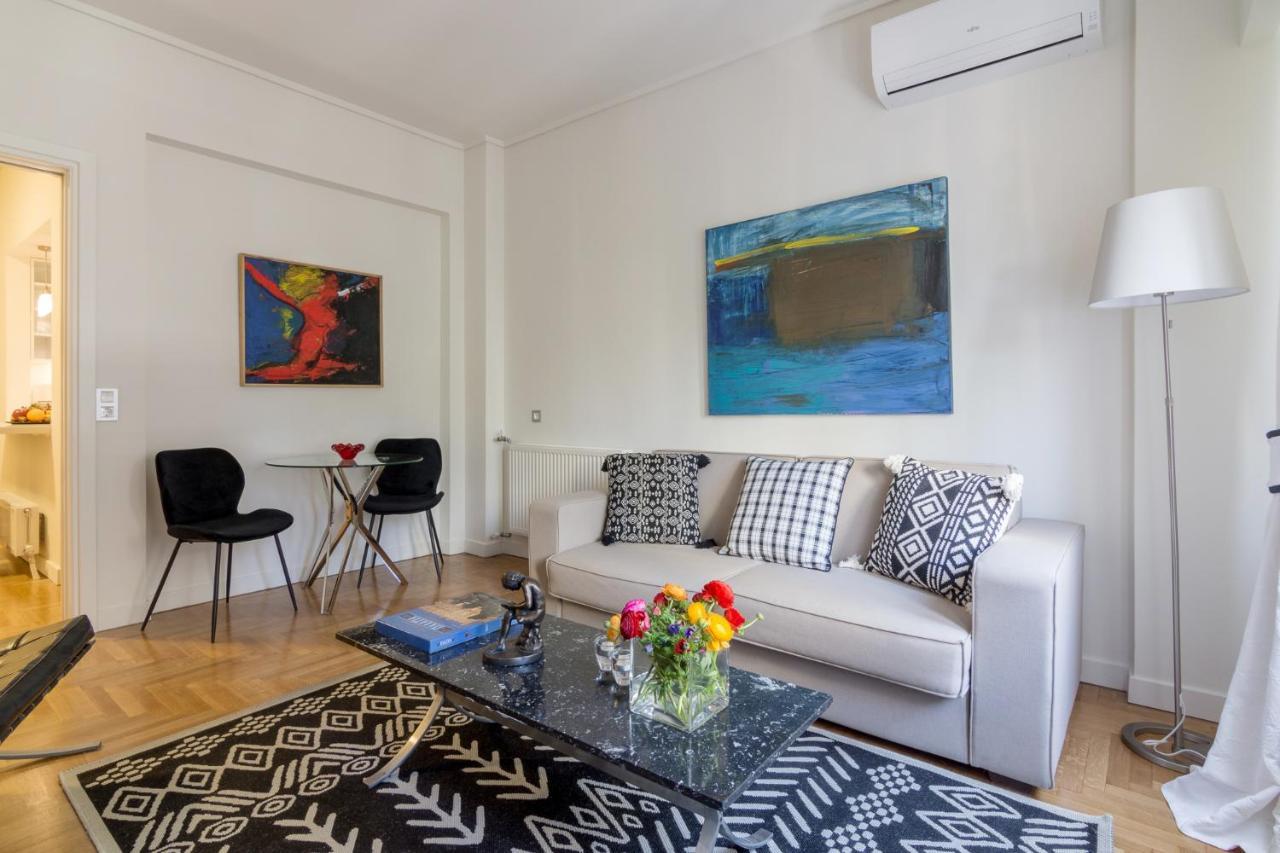 Beautiful Apartment In The Center Of アテネ エクステリア 写真