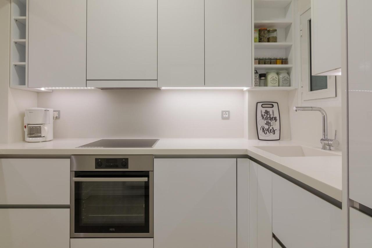 Beautiful Apartment In The Center Of アテネ エクステリア 写真